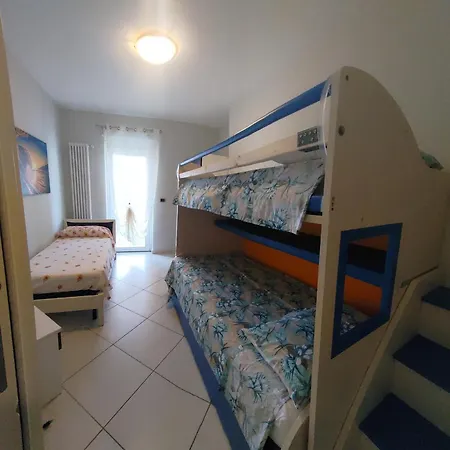 公寓 Residenza Adriatica Tre *