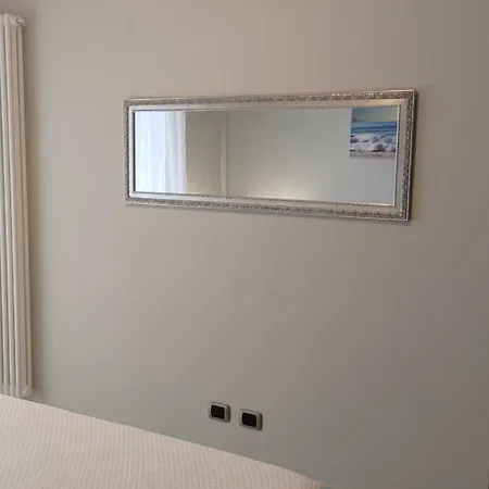 Residenza Adriatica Tre 公寓