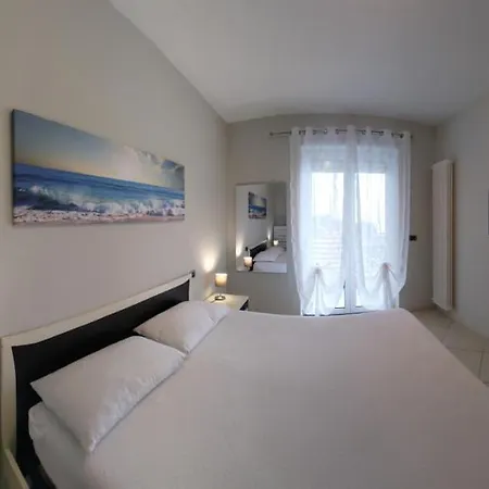 Residenza Adriatica Tre 公寓 阿布鲁齐的罗塞托